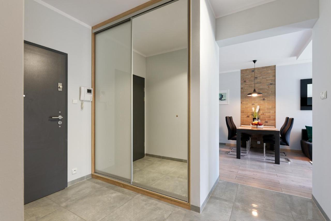 Art Apartament Parking By Impero พอซนาน ภายนอก รูปภาพ